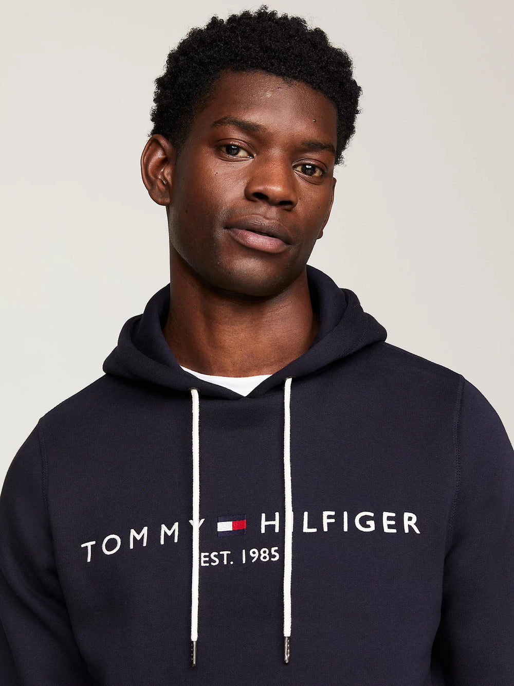 FELPA TOMMY HILFIGER UOMO CON CAPPUCCIO FELPATA LOGO RICAMATO BLU NAVY