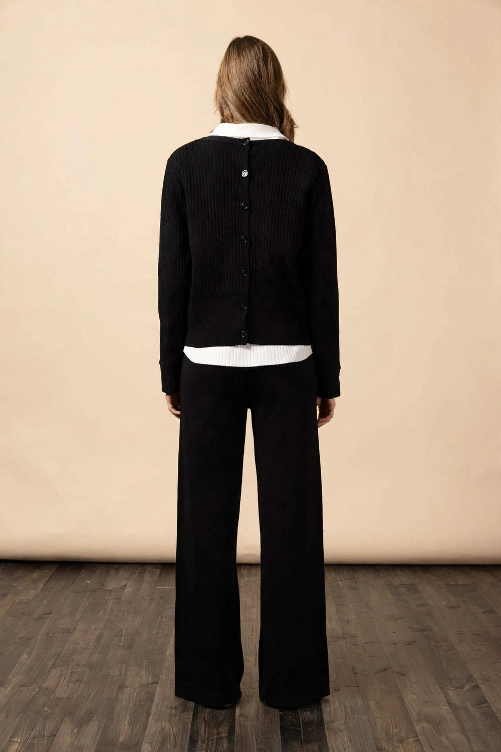 AN AIM TWIN SET CONTRAST Q0070